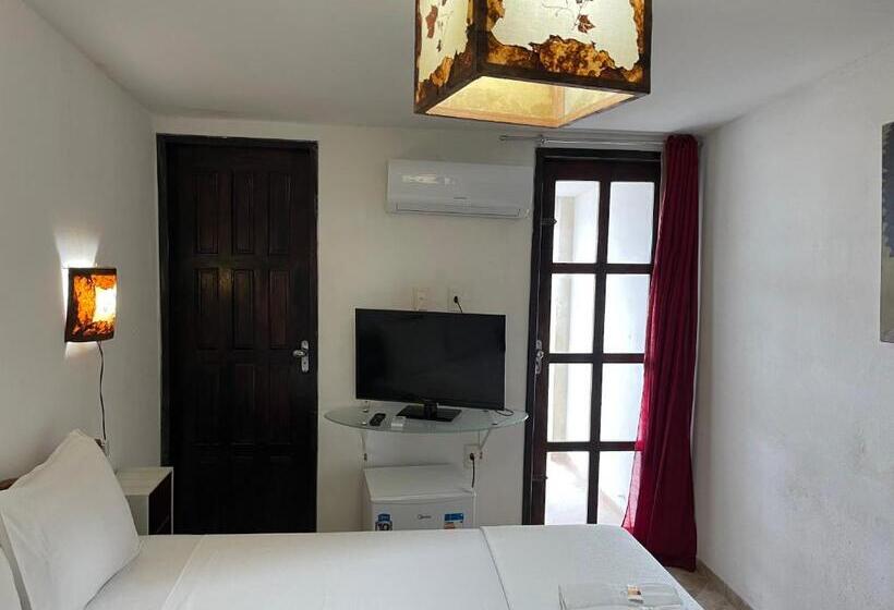 جناح مطلّ علي حمام السباحة, Pousada Beijos Y Abraços