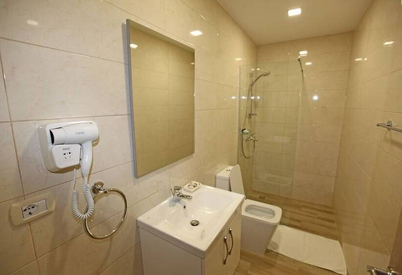 آپارتمان 1 خوابه با بالکن, Star Hotel Saranda