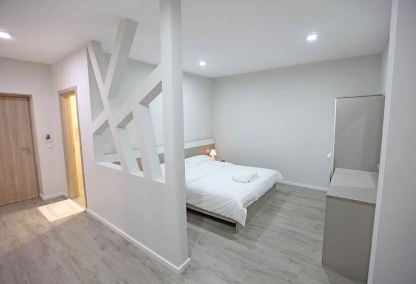 آپارتمان 1 خوابه با بالکن, Star Hotel Saranda