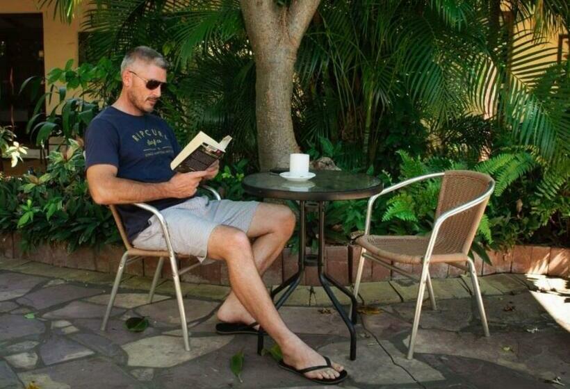 اتاق استاندارد با چشمانداز باغ, Kimberley Croc Motel