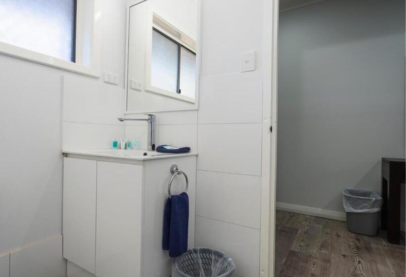 اتاق استاندارد با چشمانداز باغ, Kimberley Croc Motel