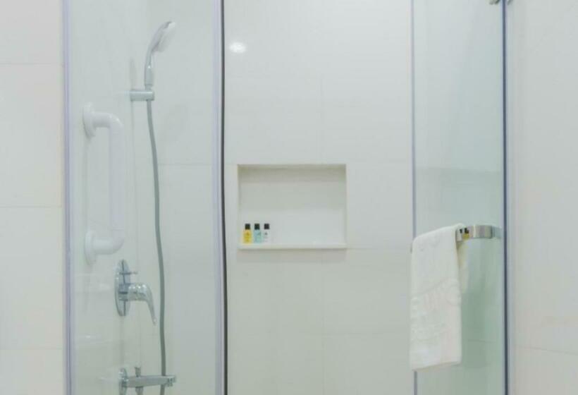 سوییت لوکس, Pelyang Boutique