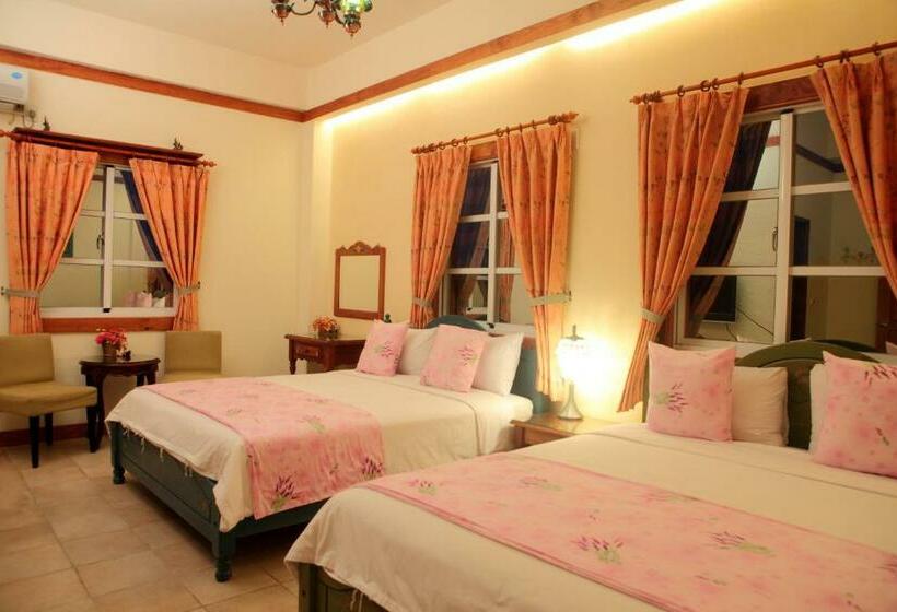 اتاق استاندارد چهار تخته, Kenting Avignon