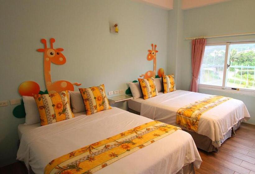 اتاق لوکس چهار تخته, Kenting Avignon