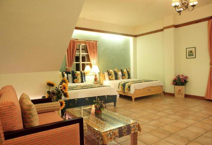 اتاق لوکس چهار تخته, Kenting Avignon