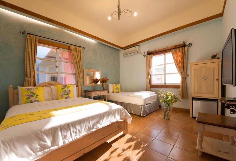 اتاق راحتی سه تخته, Kenting Avignon