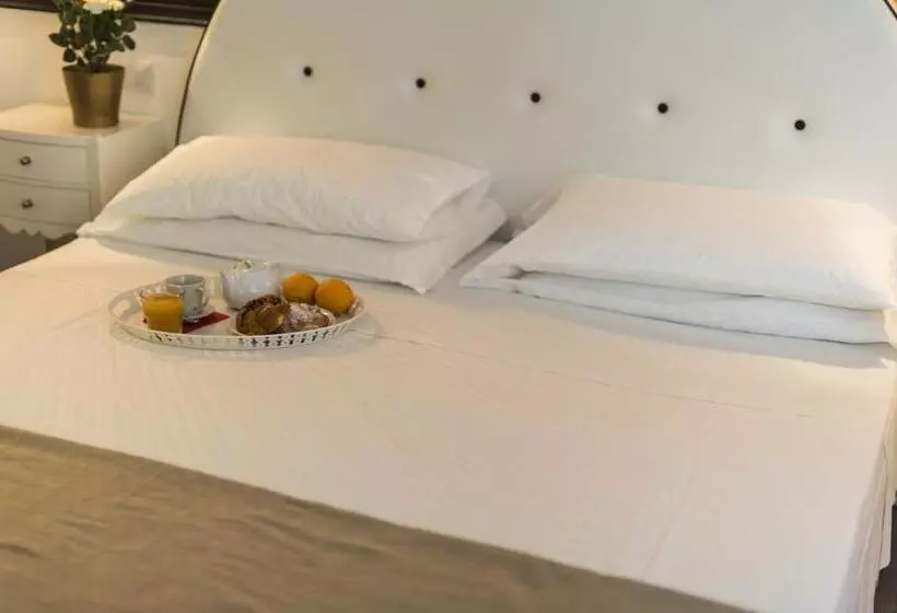 اتاق استاندارد سه نفره, Boutique Hotel La Casa Di Morfeo