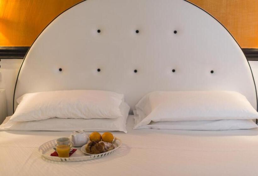 اتاق استاندارد سه نفره, Boutique Hotel La Casa Di Morfeo