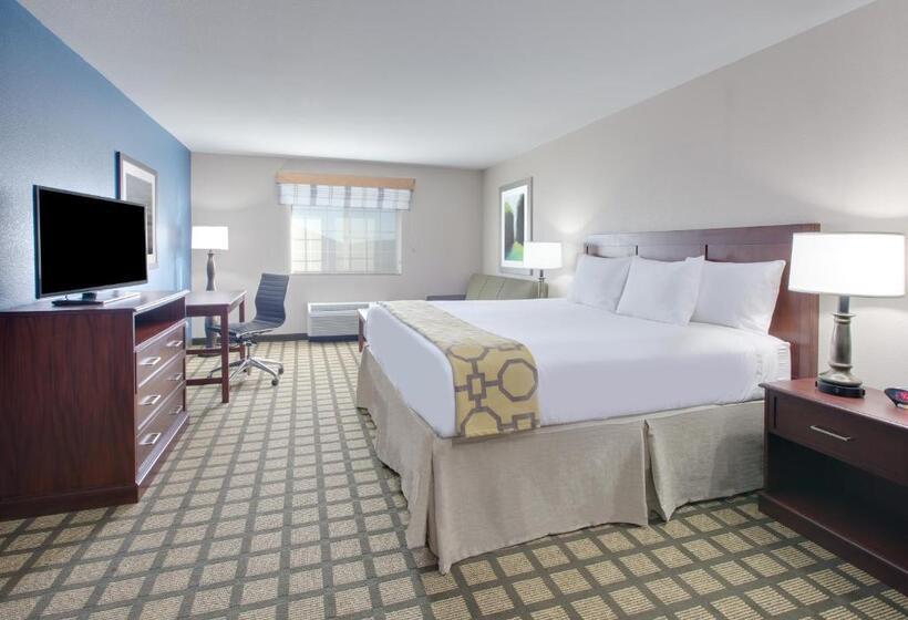 מיטת קינג בסוויטה, Quality Inn & Suites