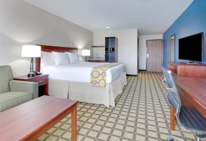 מיטת קינג בסוויטה, Quality Inn & Suites