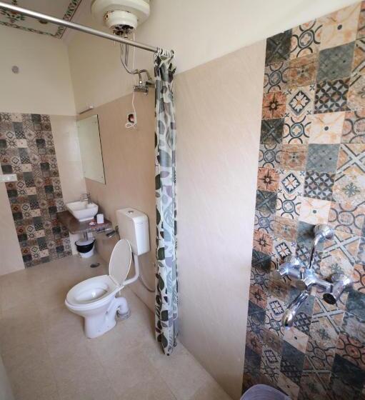Quarto Deluxe, Chitra Katha  A Story Per Stay