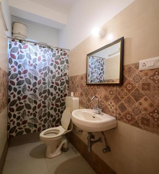 Семейный Номер, Chitra Katha A Story Per Stay