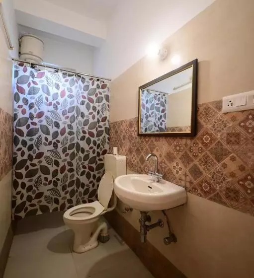 Perhehuone, Chitra Katha A Story Per Stay