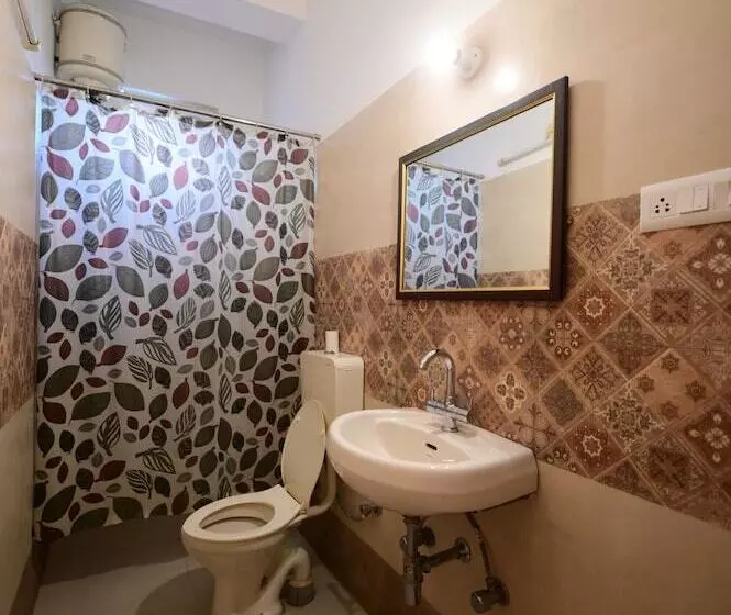 Vuode Makuusalissa, Chitra Katha A Story Per Stay