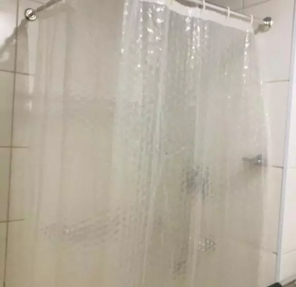 身障者適用スタンダードルーム, Golden Park Sorocaba & Convenções   By Nacional Inn