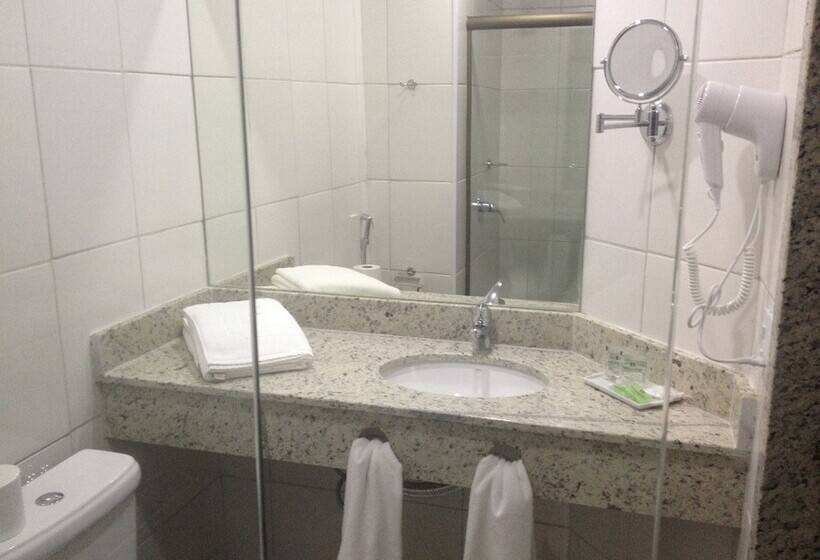 Deluxe Kamer, Golden Park Sorocaba & Convenções   By Nacional Inn