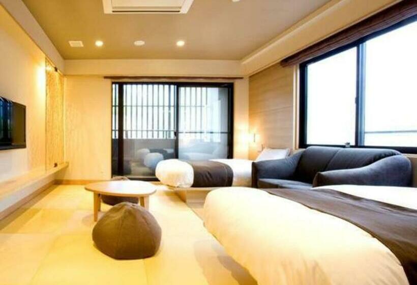 חדר דלוקס לארבעה, Hana Beppu