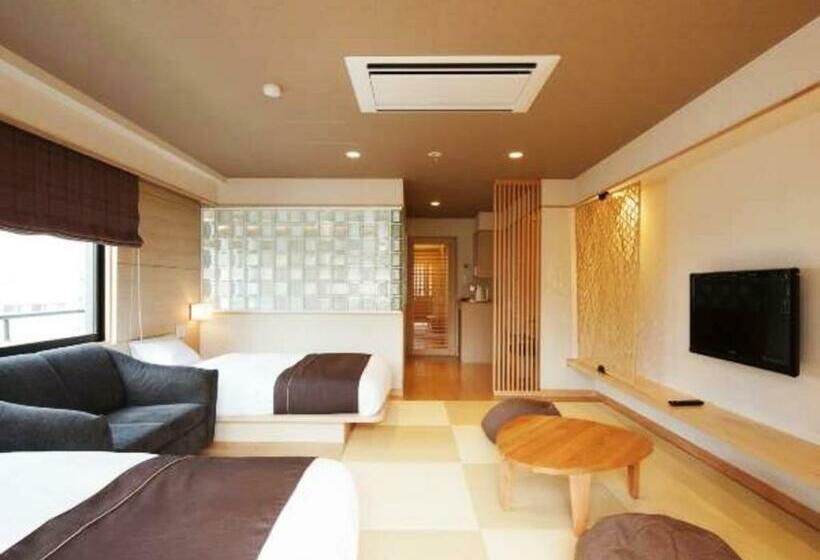 デラックスの４人部屋, Hana Beppu
