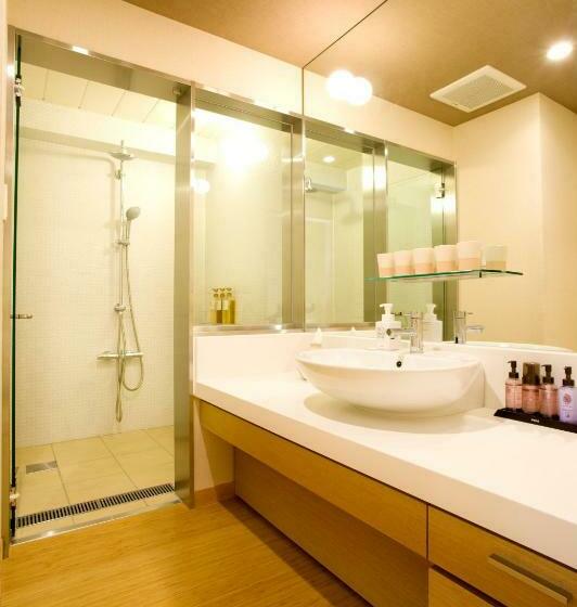 חדר סטנדרט, Hana Beppu