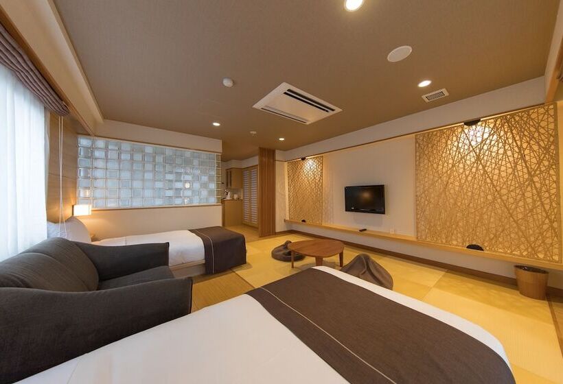 חדר סטנדרט, Hana Beppu