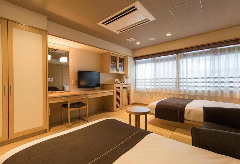 חדר סטנדרט, Hana Beppu