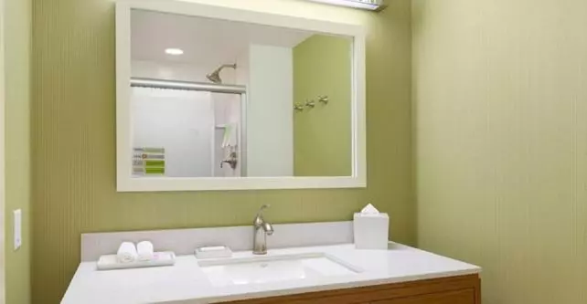 キングサイドベッドのスタンダードワンルーム, Home2 Suites By Hilton Albany Wolf Rd