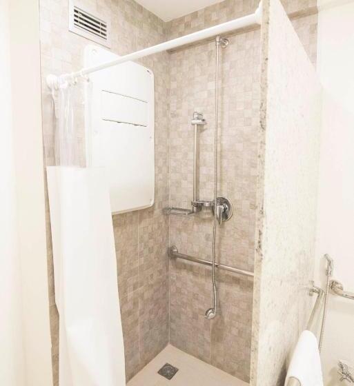 Номер Стандарт Адаптированный для Инвалидов, Intercity Bh Expo