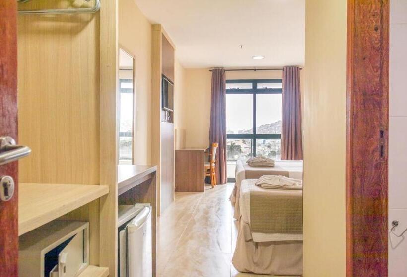 اتاق لوکس سه تخته, Mediterrane Hotel By Castelo Itaipava