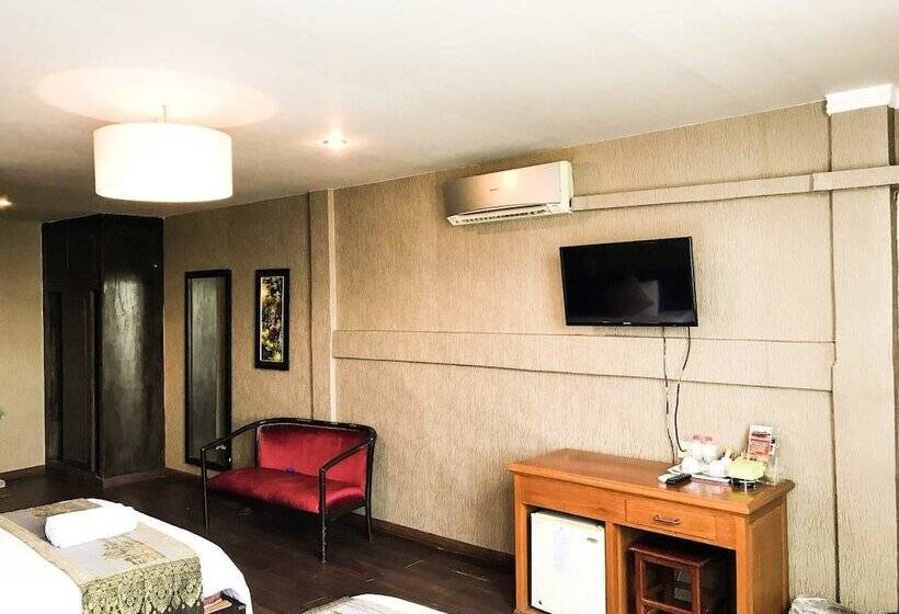 חדר דלוקס, River Star