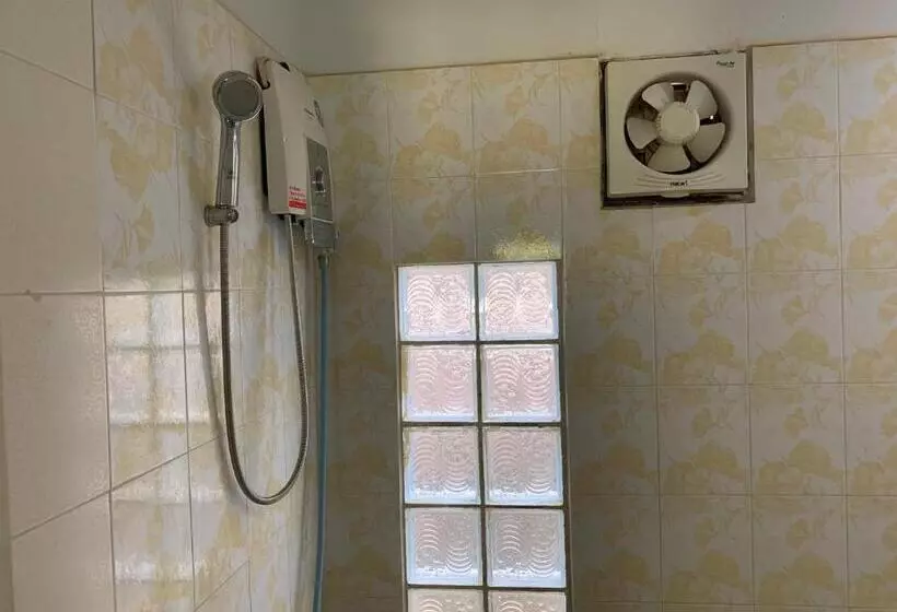 اتاق استاندارد, Sam S House Kanchanaburi