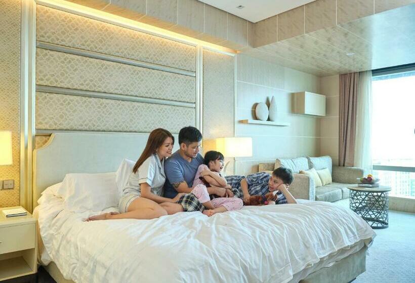 اتاق لوکس با تخت بزرگ, Shangrila The Fort, Manila