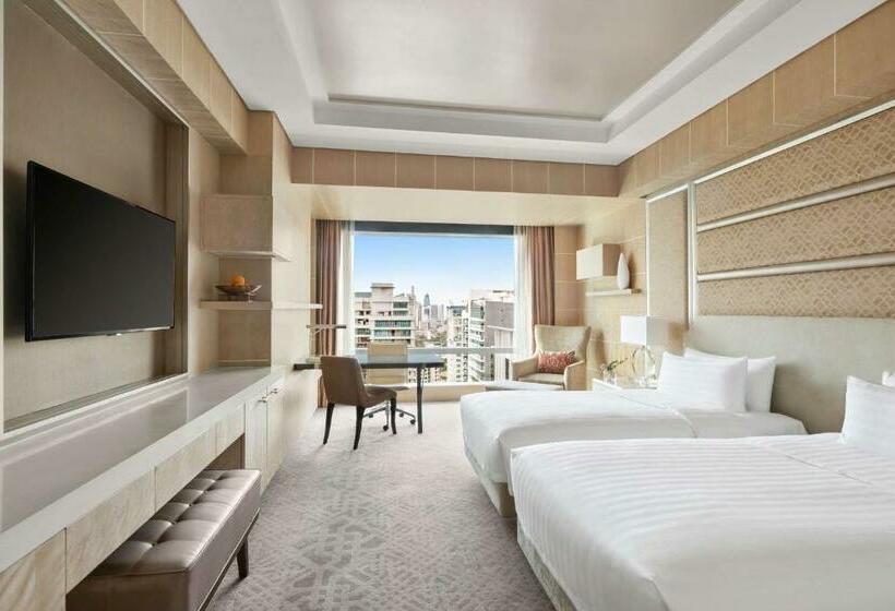 اتاق لوکس با تخت بزرگ, Shangrila The Fort, Manila