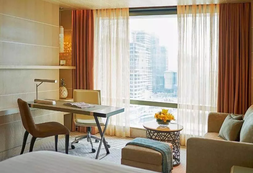 デラックスルーム, Shangrila The Fort, Manila