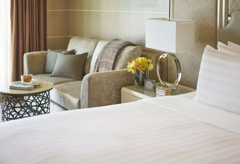 デラックスルーム, Shangrila The Fort, Manila