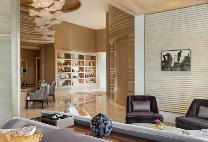 سوئیت پریمیوم, Shangrila The Fort, Manila