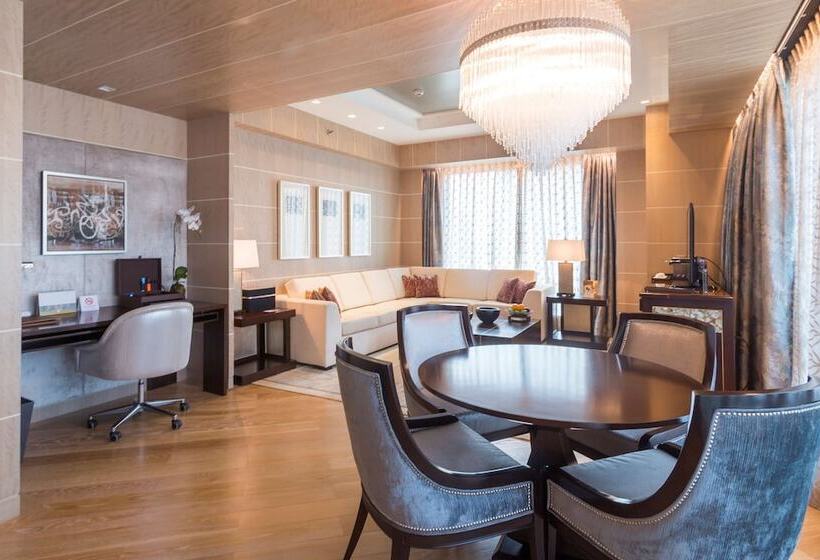 سوییت اجرایی, Shangrila The Fort, Manila