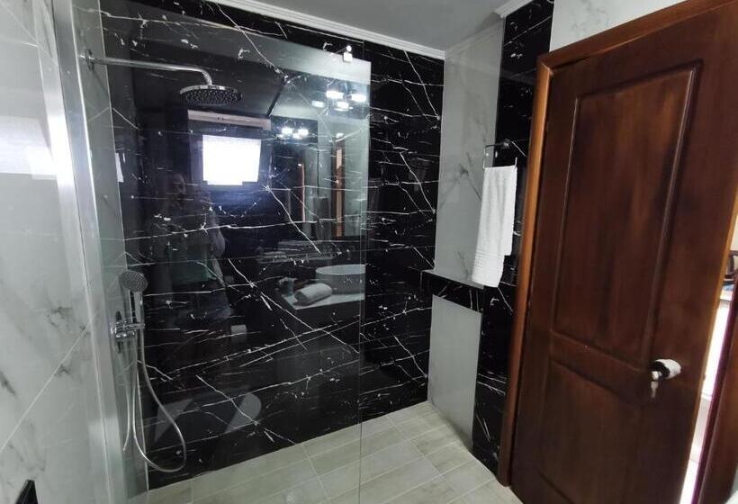 غرفة عائلية, Sidari Waterpark