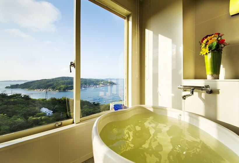 Quarto Superior, Toba View Hotel Hanashinju