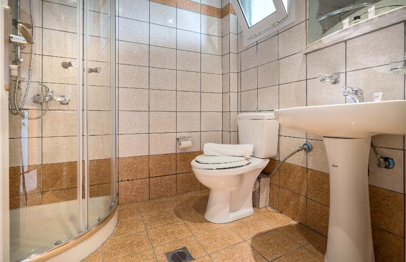 스탠다드 스튜디오, Zante Atlantis