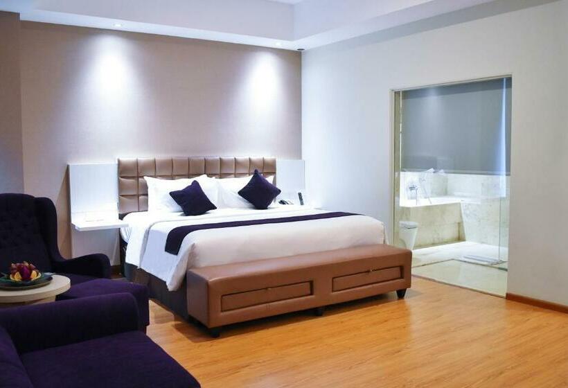 小型套房, Platinum Hotel & Convention Hall Balikpapan