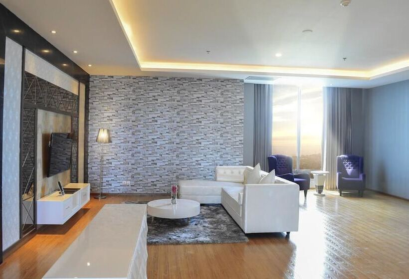 Люкс, Platinum Hotel & Convention Hall Balikpapan