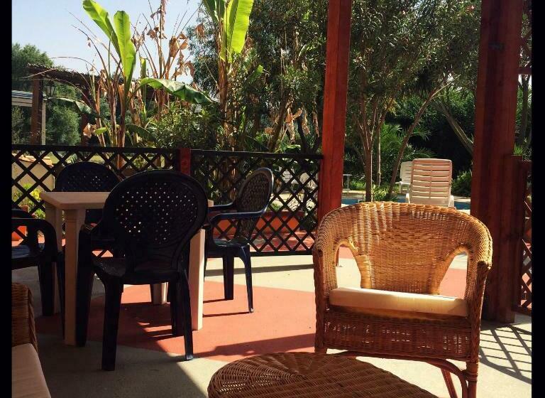 غرفة قياسية, Villa El Minero