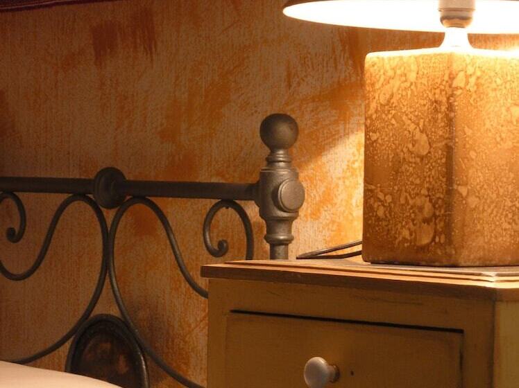 غرفة قياسية, Villa El Minero