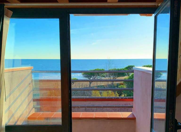 דירת חדר, Eurobeach Residence