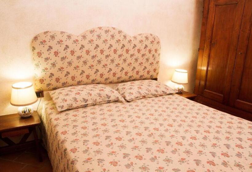 جناح جونيور, Agriturismo Borgo Dei Ricci