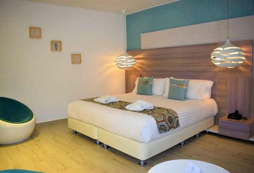 סוויטת ג'וניור, Catedral Plaza