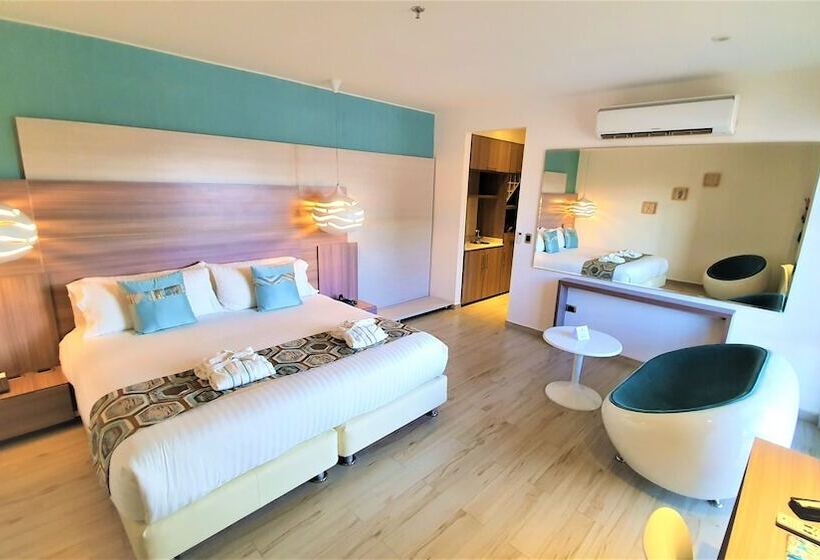 סוויטת ג'וניור, Catedral Plaza