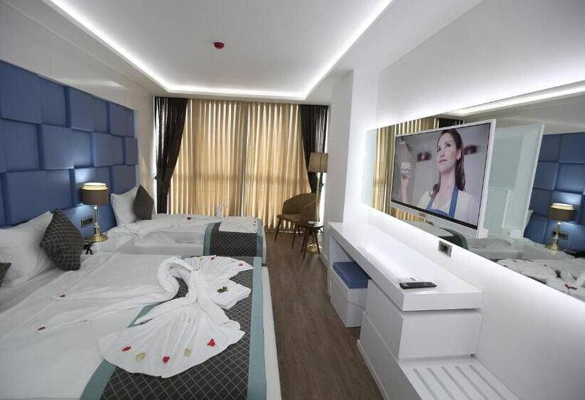 Quarto Triplo Standart, Elips Royal Hotel & Spa