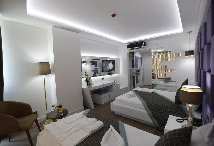 Quarto Triplo Standart, Elips Royal Hotel & Spa