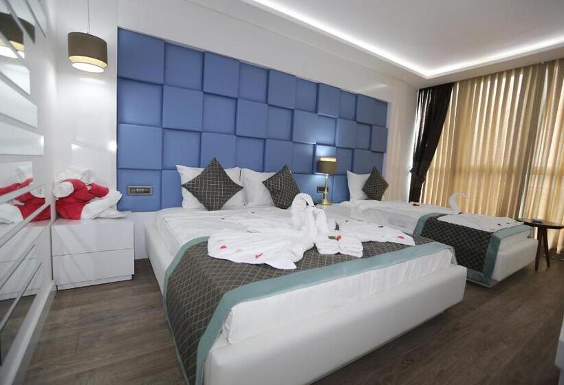 Quarto Familiar, Elips Royal Hotel & Spa